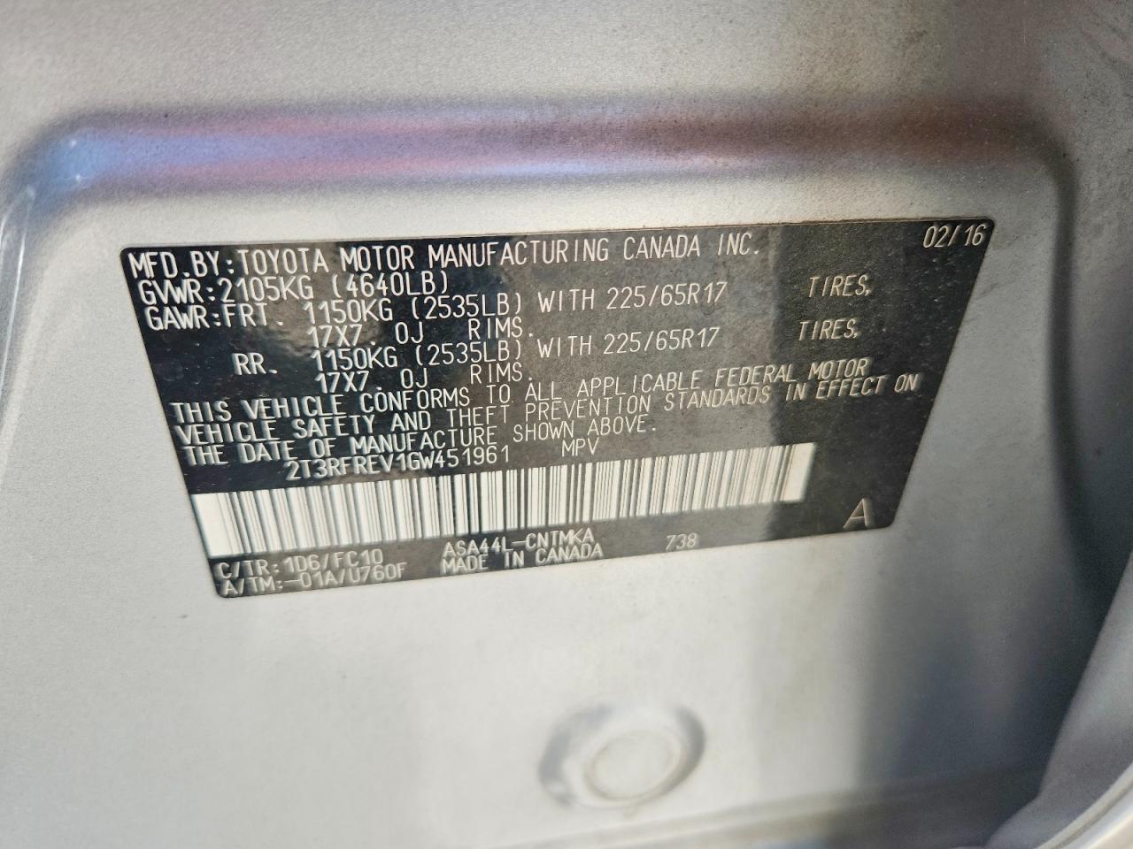 2016 TOYOTA RAV4 XLE photo 13