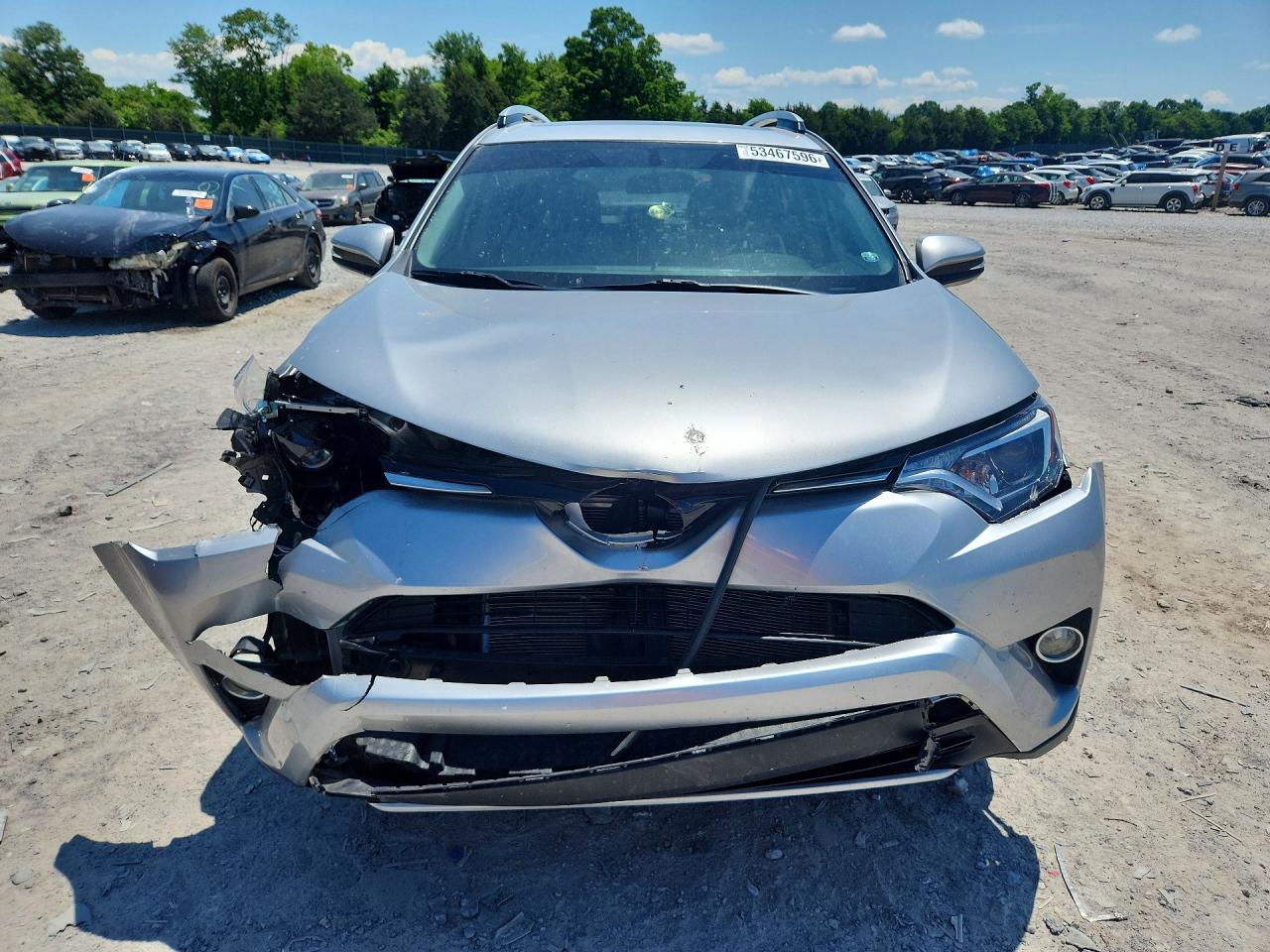 2016 TOYOTA RAV4 XLE photo 5