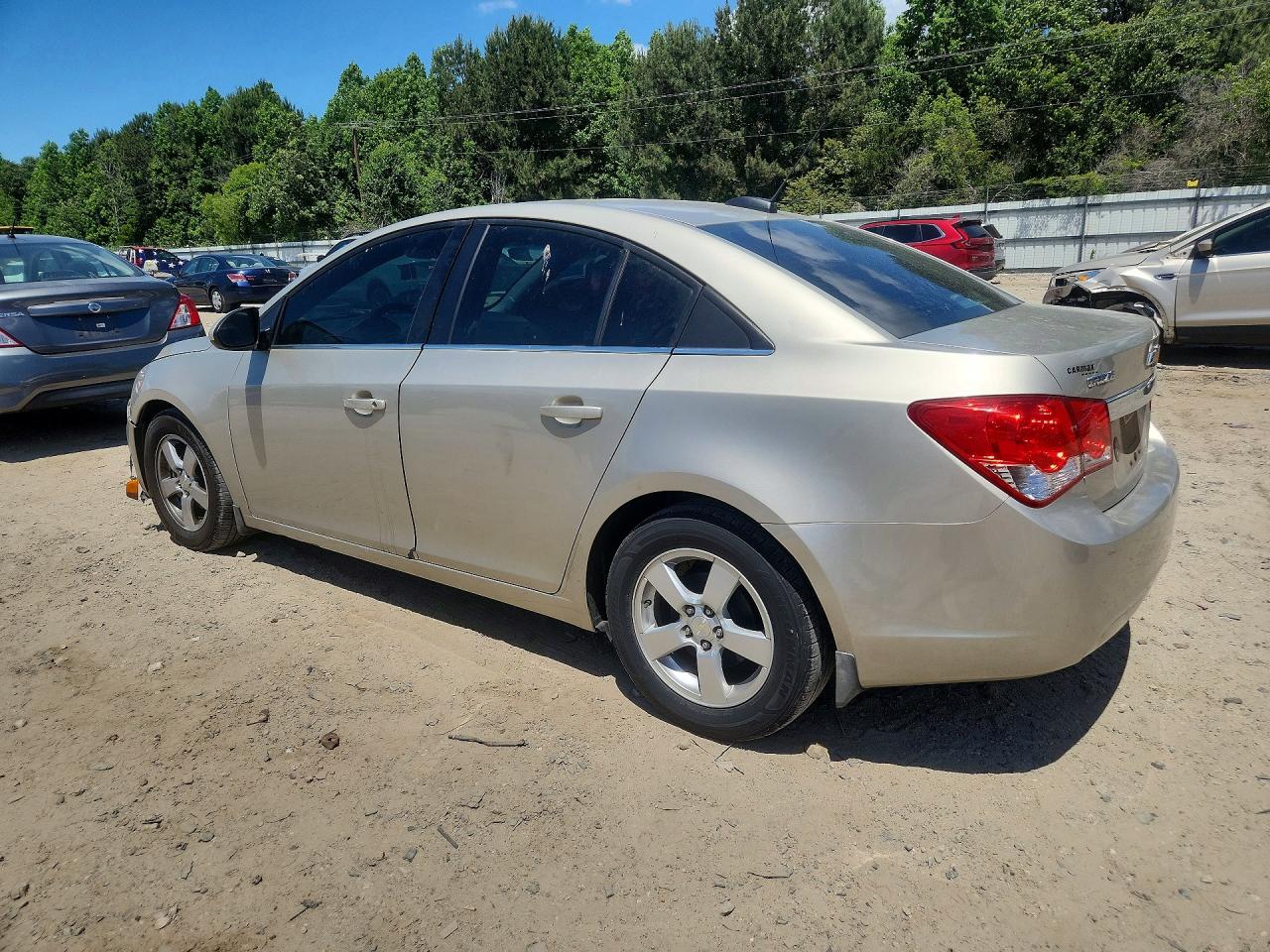 2015 CHEVROLET CRUZE LT photo 3