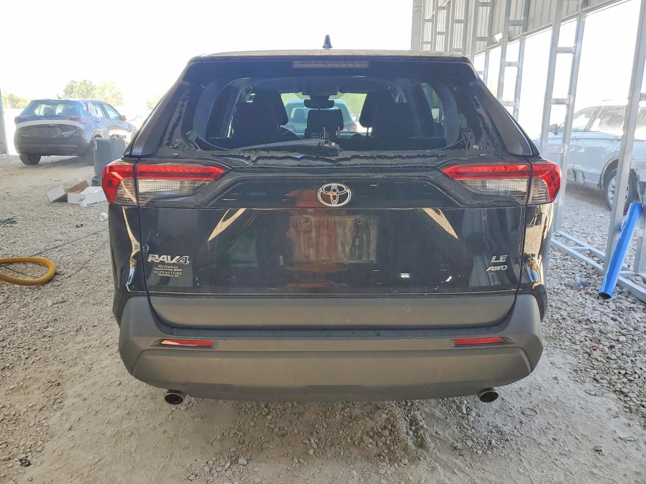 2022 TOYOTA RAV4 LE photo 6