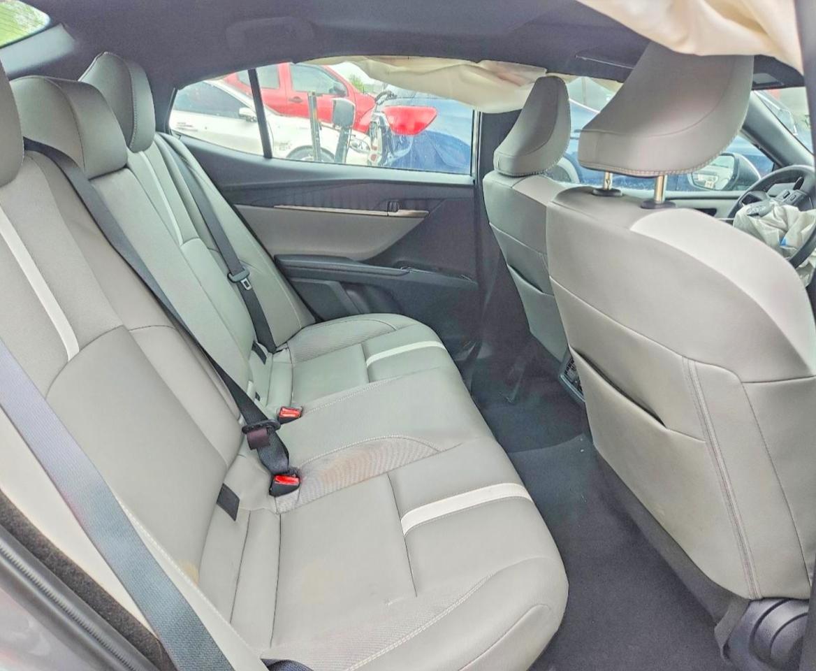2025 TOYOTA CAMRY SE photo 19