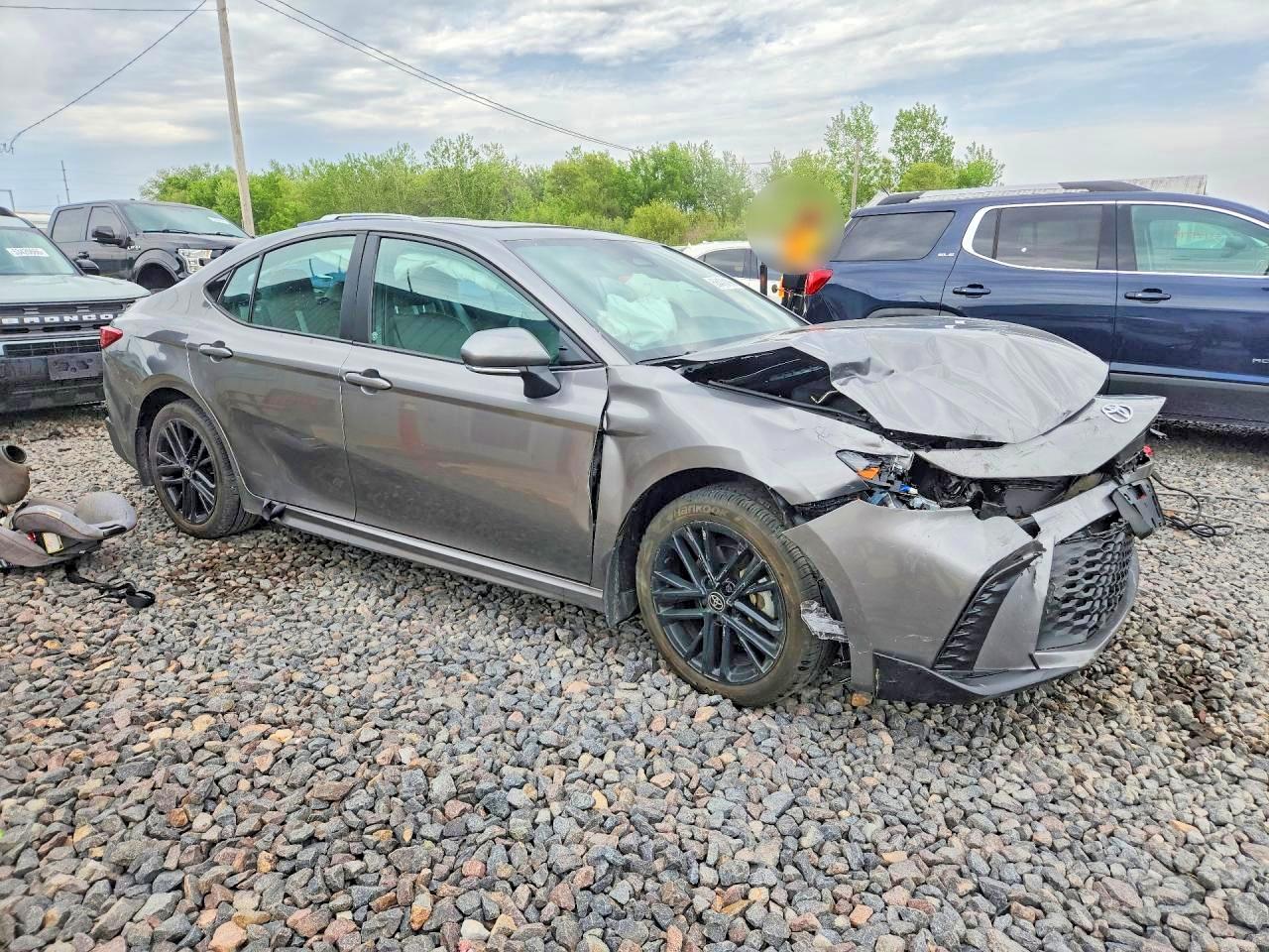 2025 TOYOTA CAMRY SE photo 7