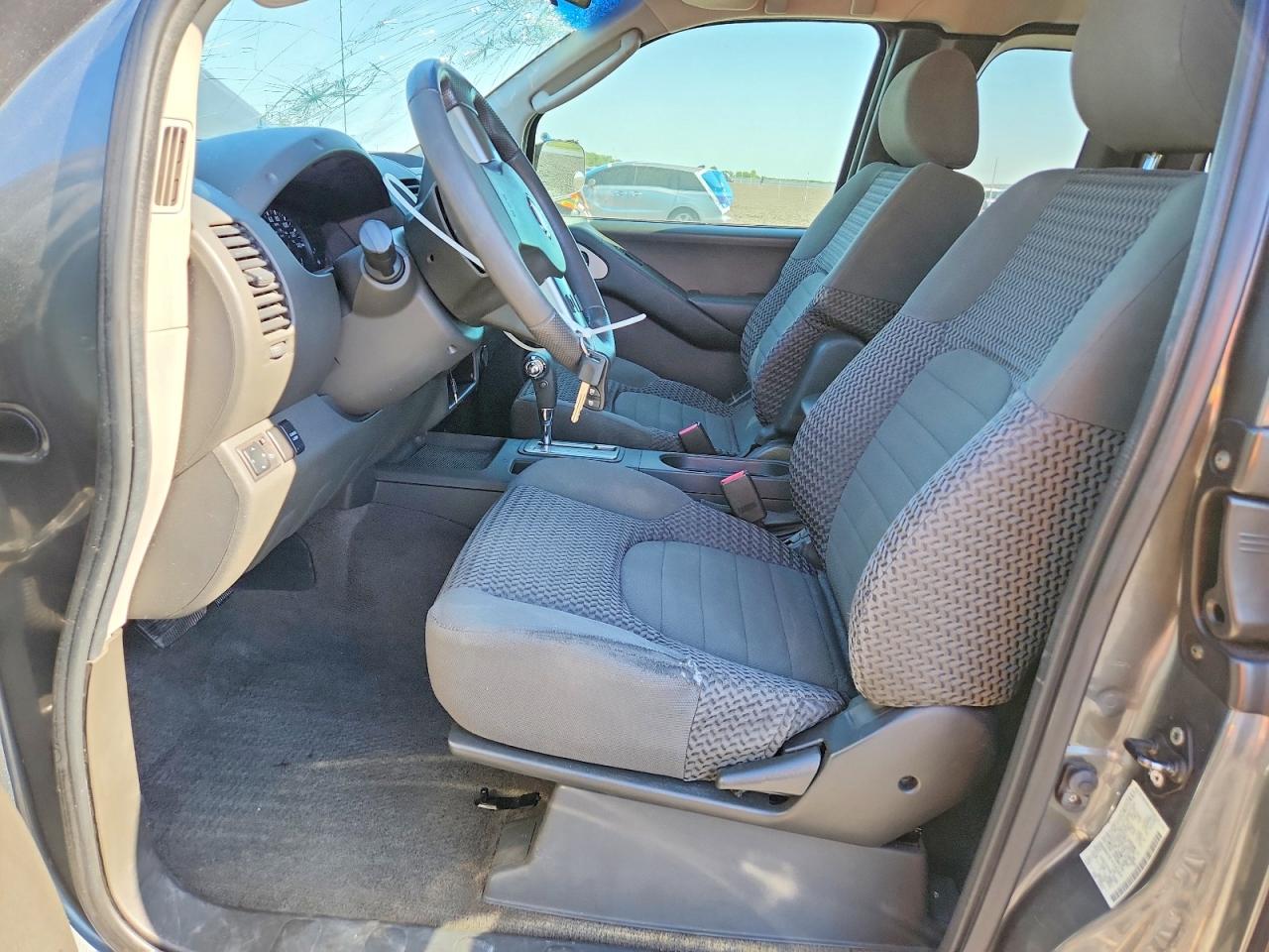 2006 NISSAN FRONTIER SE photo 19