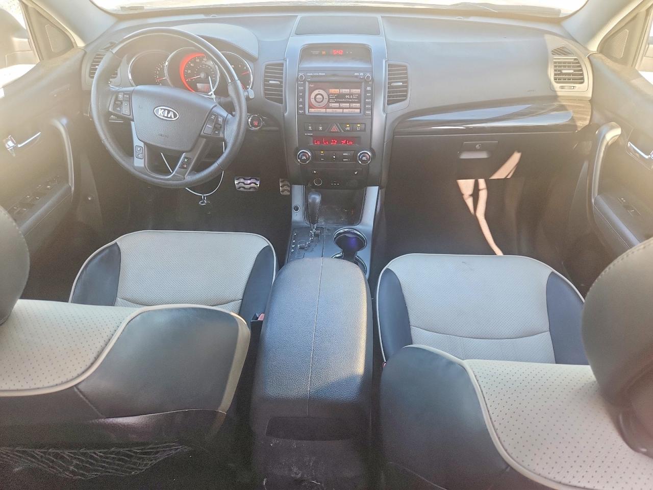 2012 KIA SORENTO SX photo 15