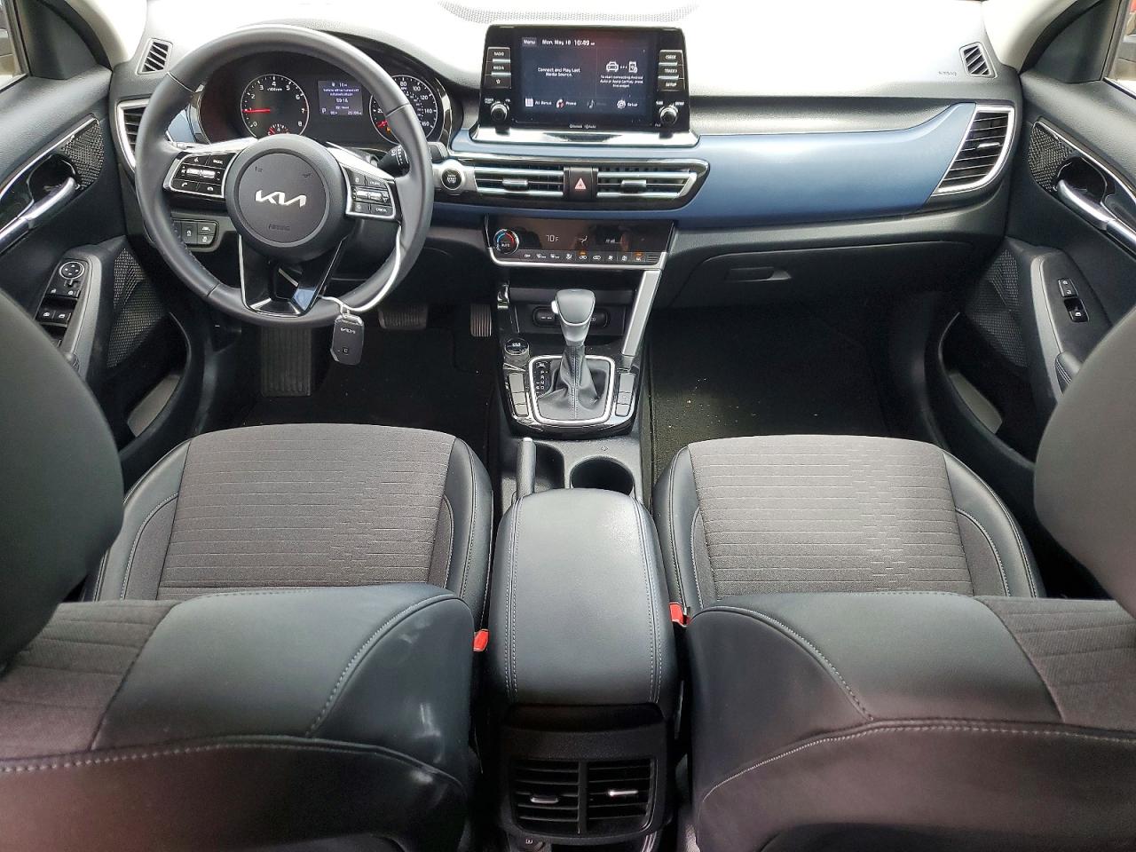 2023 KIA SELTOS S photo 15