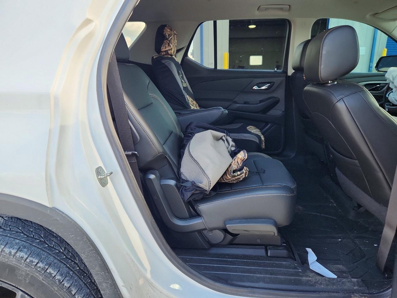 2020 CHEVROLET TRAVERSE LT photo 21