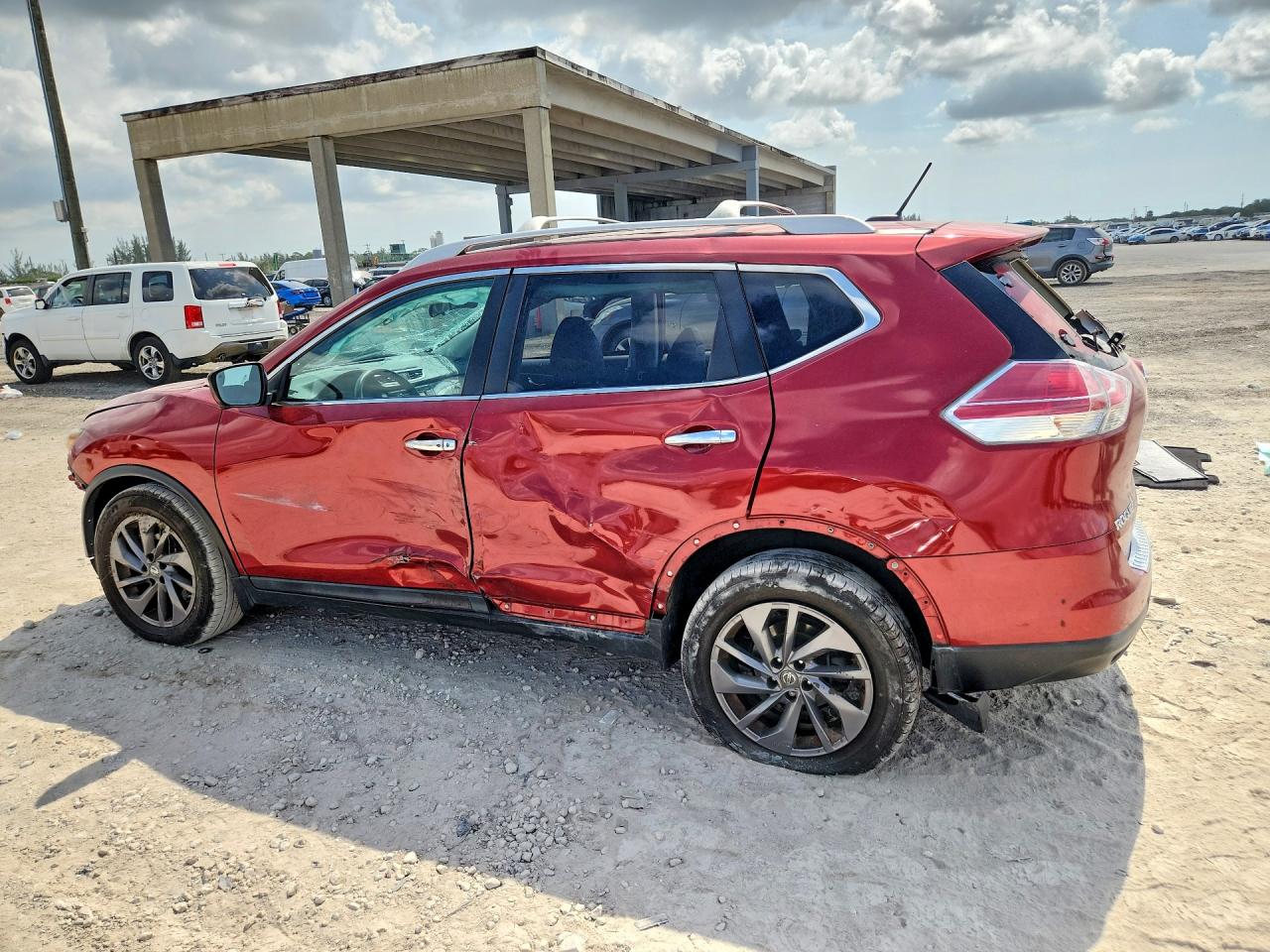 2016 NISSAN ROGUE SL photo 3