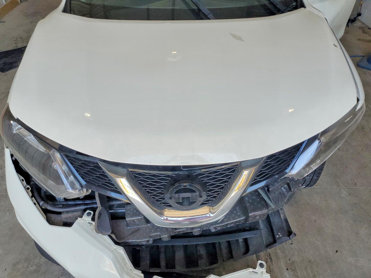 2016 NISSAN ROGUE SV photo 21