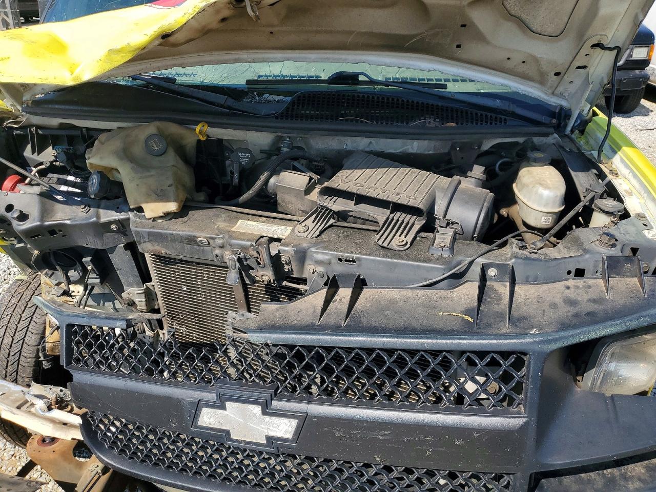 2003 GMC SAVANA G3500 photo 31
