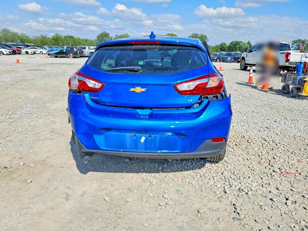 2017 CHEVROLET CRUZE LT photo 16