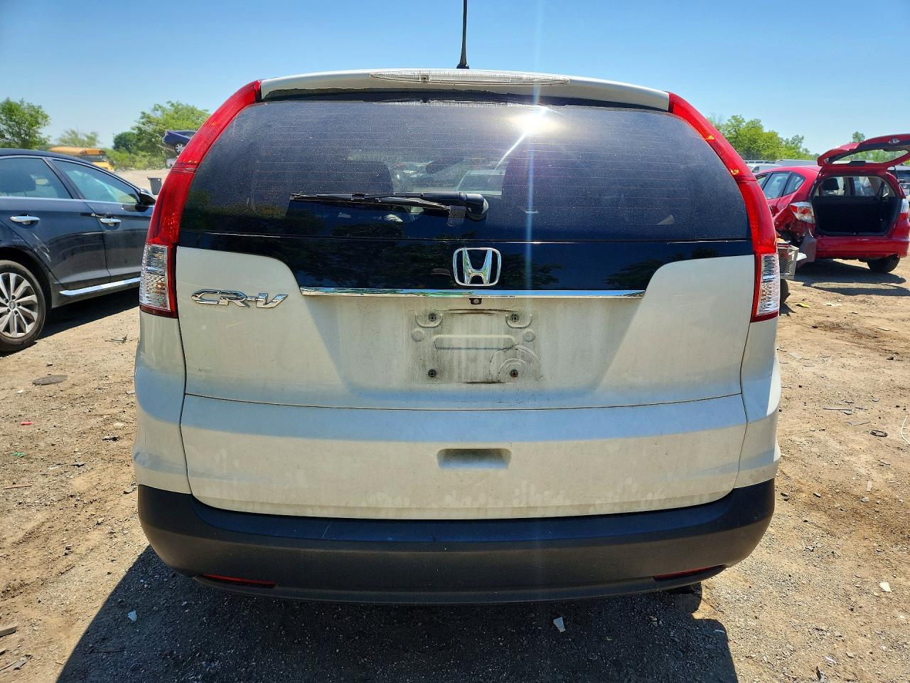 2014 HONDA CR-V LX photo 16