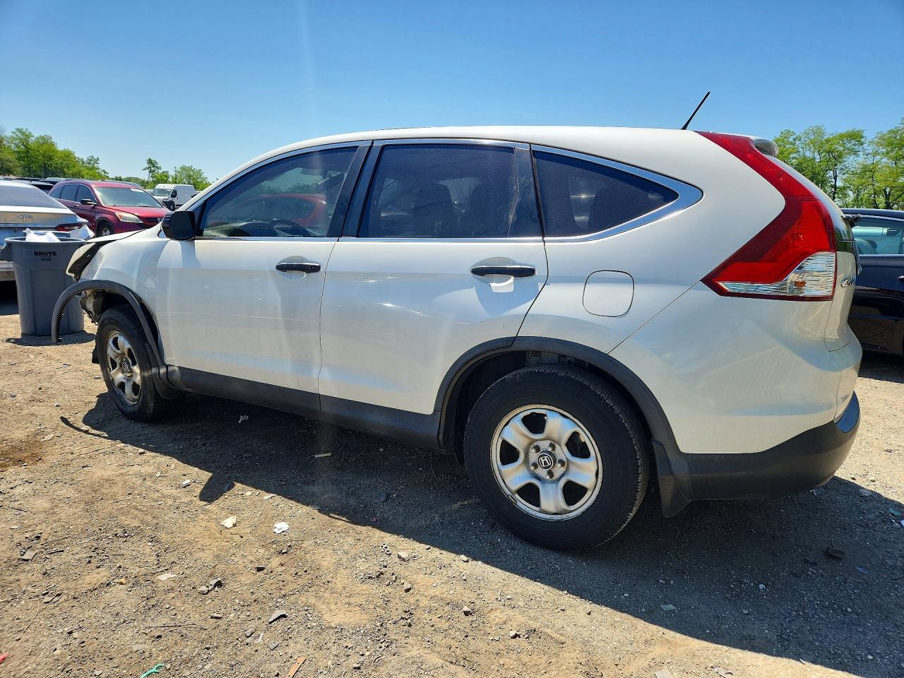 2014 HONDA CR-V LX photo 4