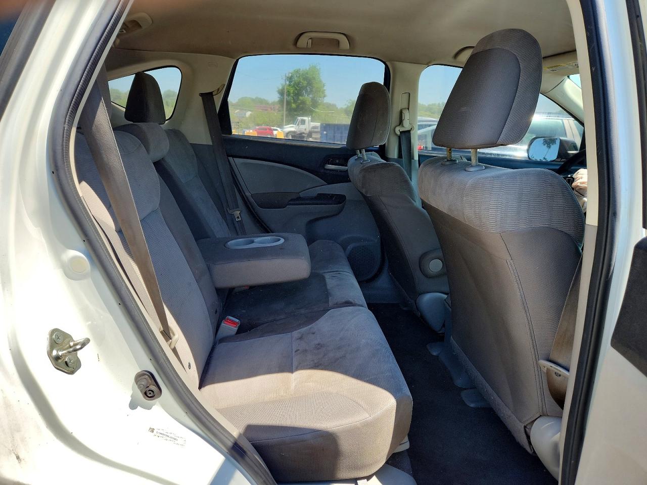 2014 HONDA CR-V LX photo 31