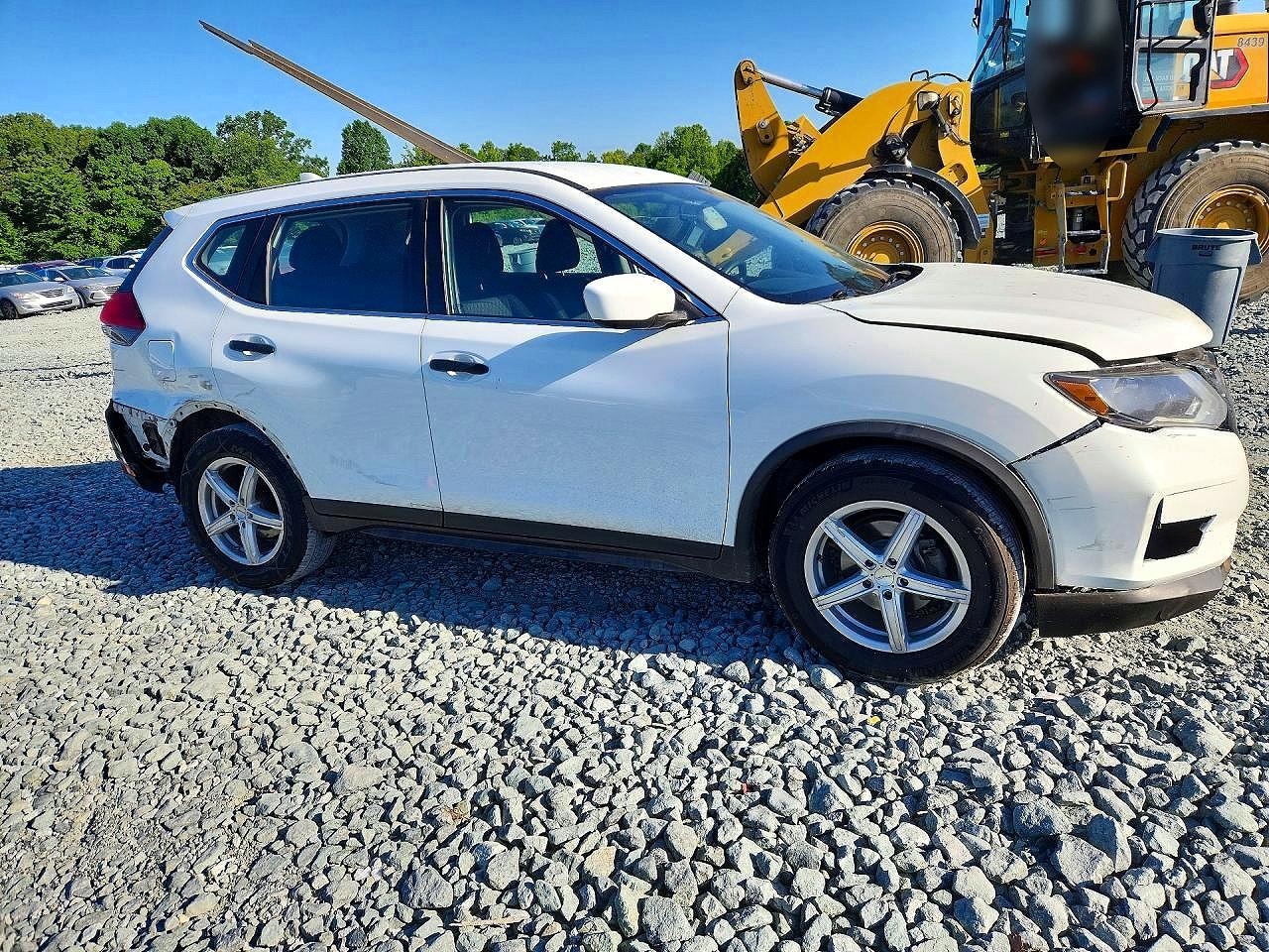 2018 NISSAN ROGUE S photo 7