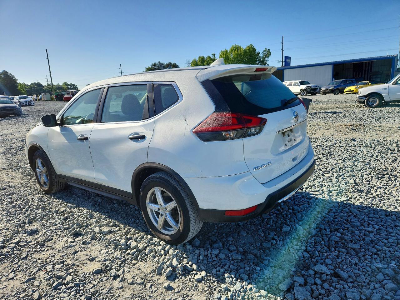 2018 NISSAN ROGUE S photo 3