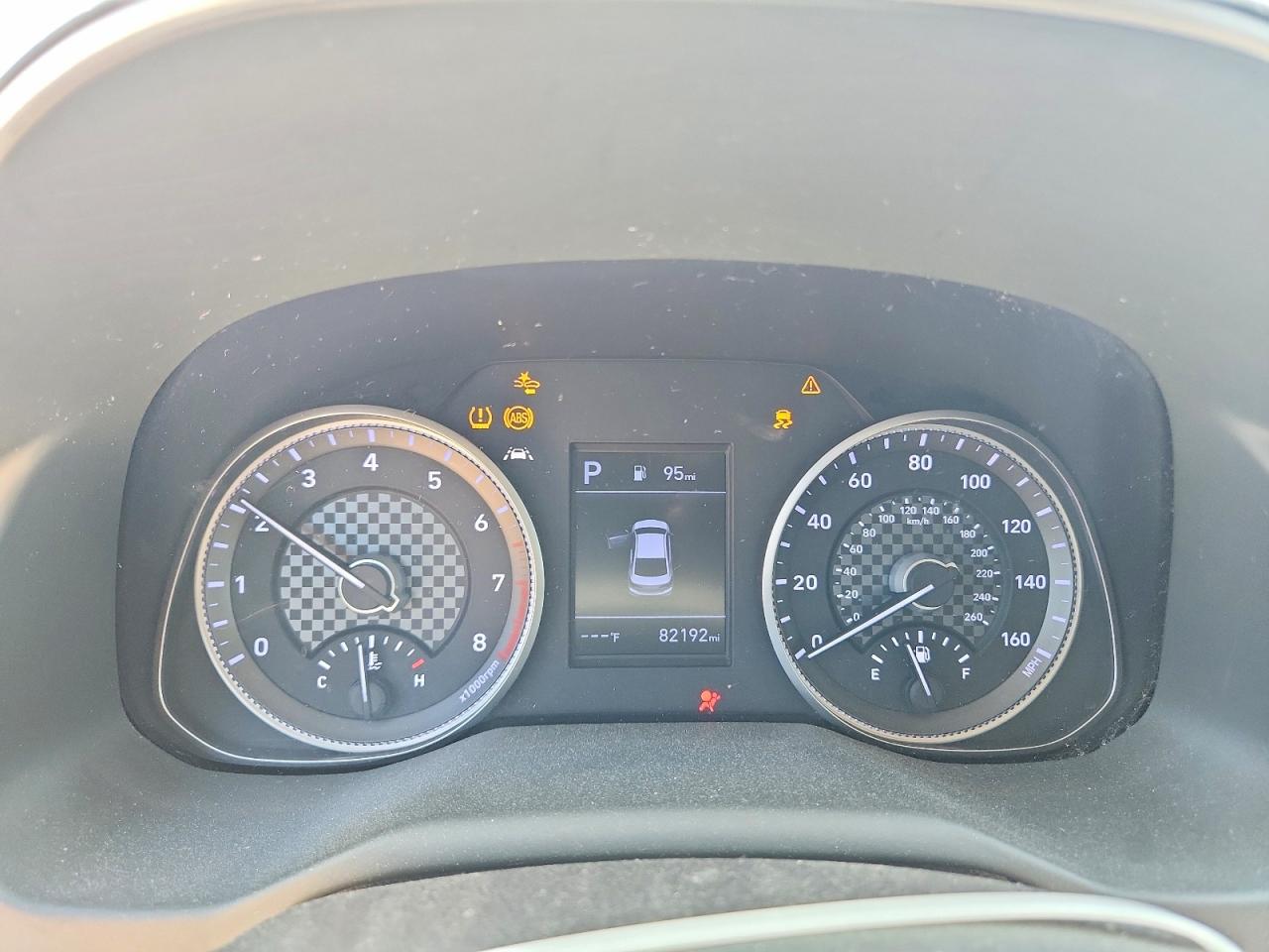 2019 HYUNDAI ELANTRA SEL photo 17