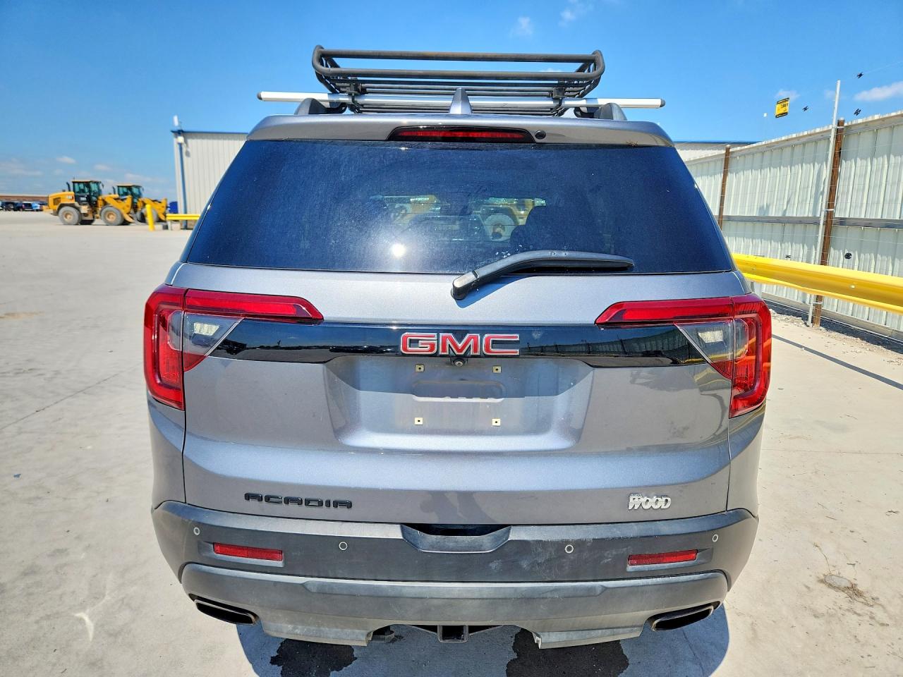 2021 GMC ACADIA SLT photo 16