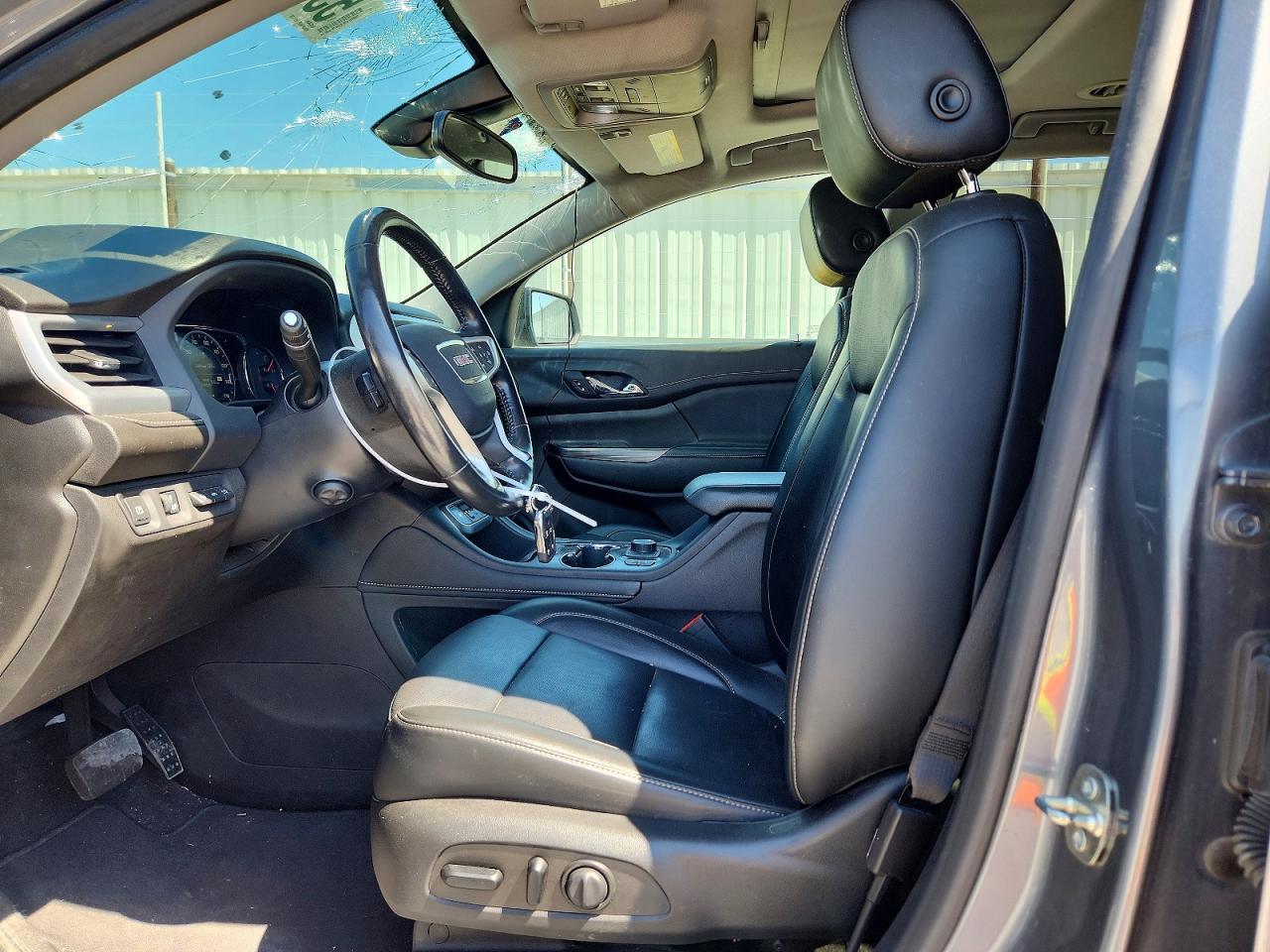 2021 GMC ACADIA SLT photo 19