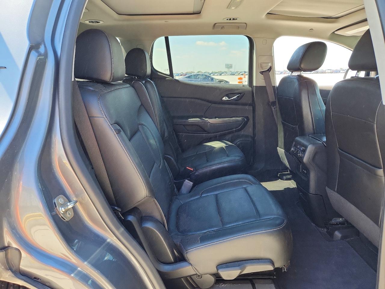 2021 GMC ACADIA SLT photo 31