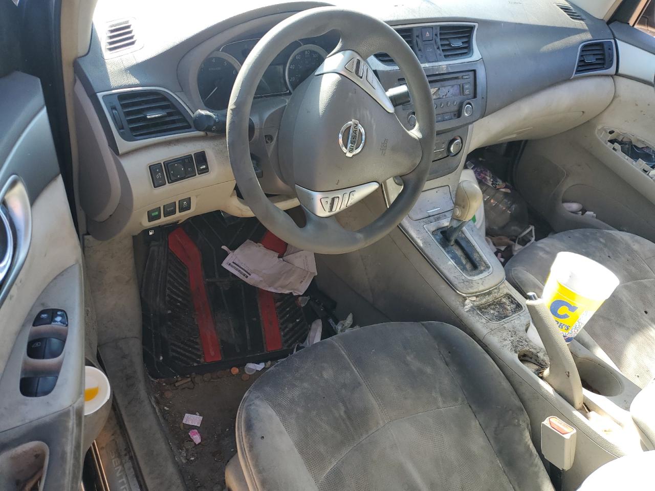 2013 NISSAN SENTRA S photo 22