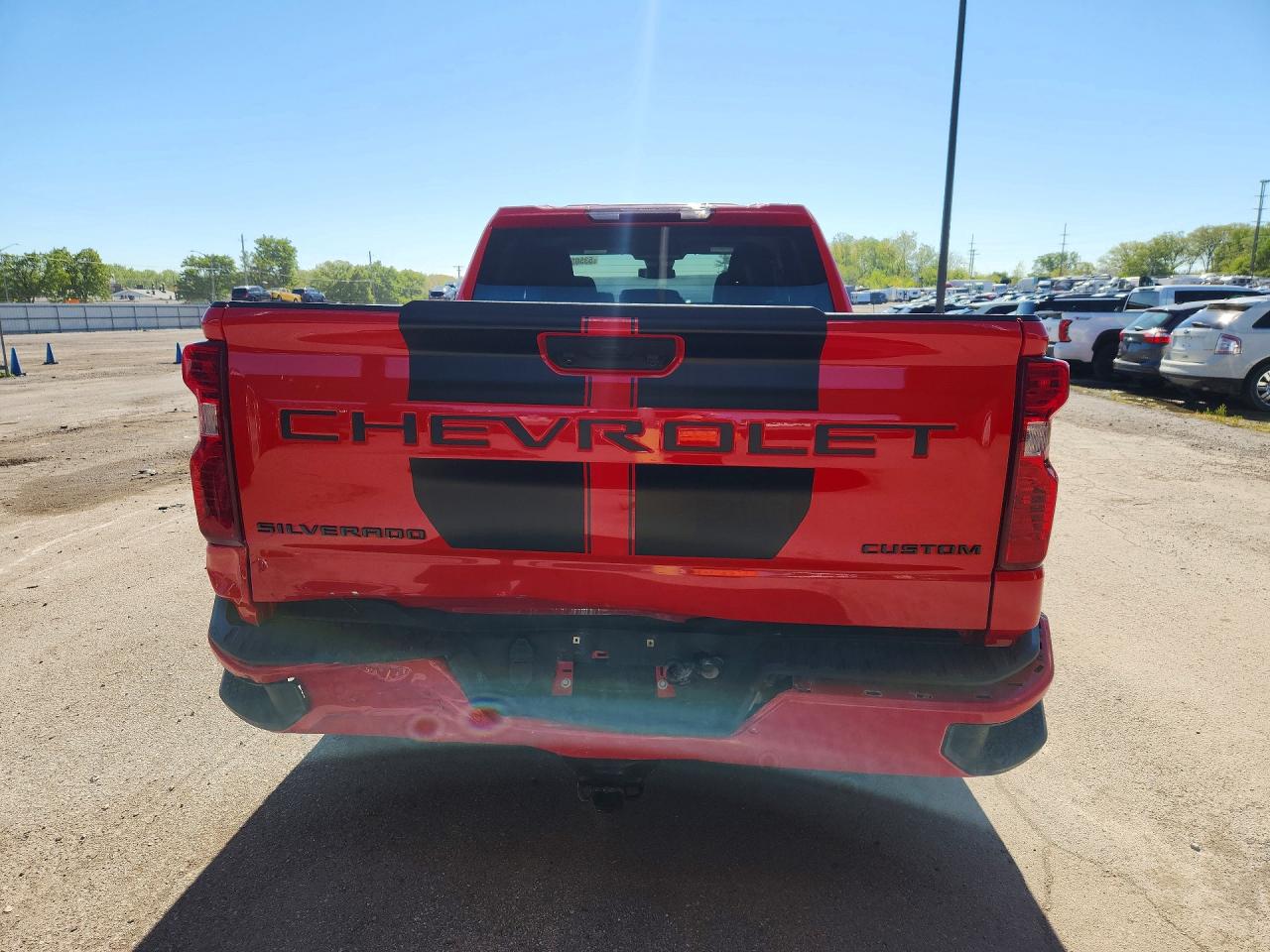 2024 CHEVROLET SILVERADO K1500 CUSTOM photo 6