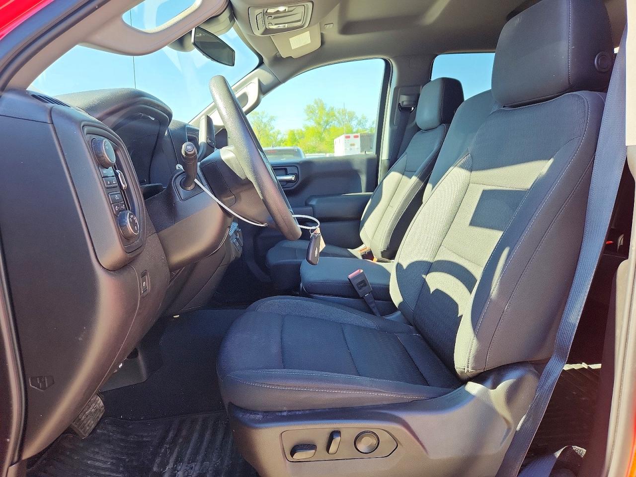 2024 CHEVROLET SILVERADO K1500 CUSTOM photo 7