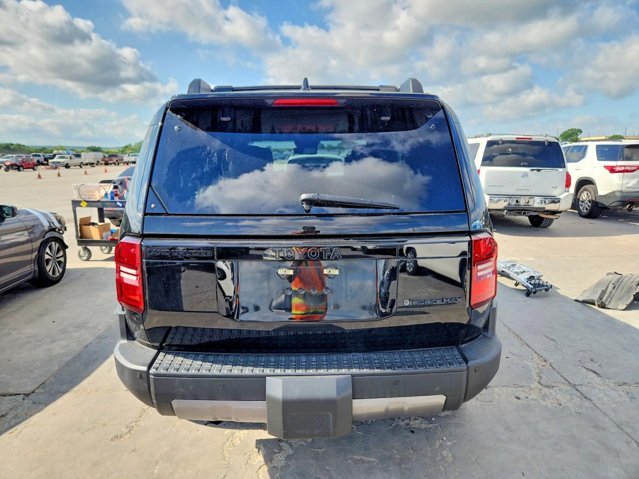 2025 TOYOTA LAND CRUISER BASE photo 11