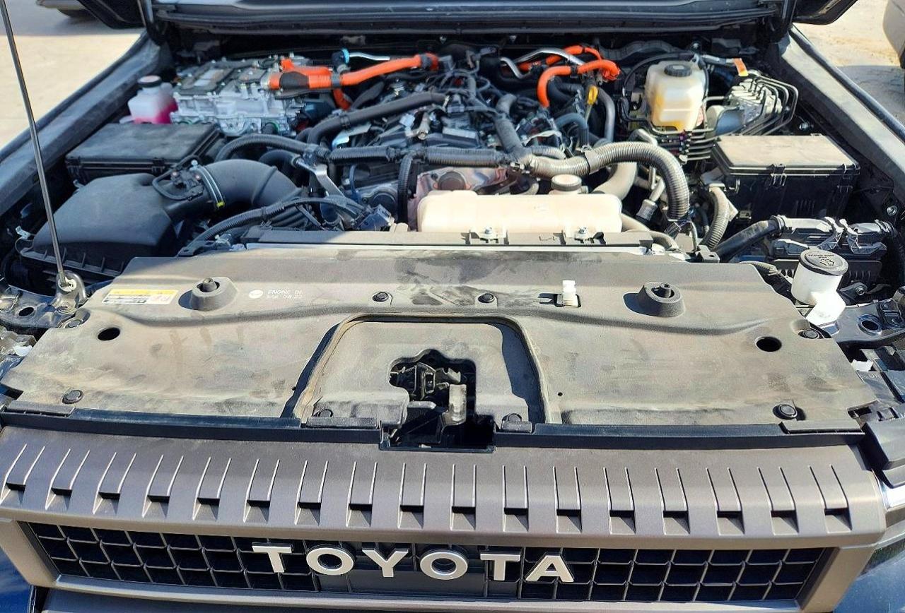 2025 TOYOTA LAND CRUISER BASE photo 23