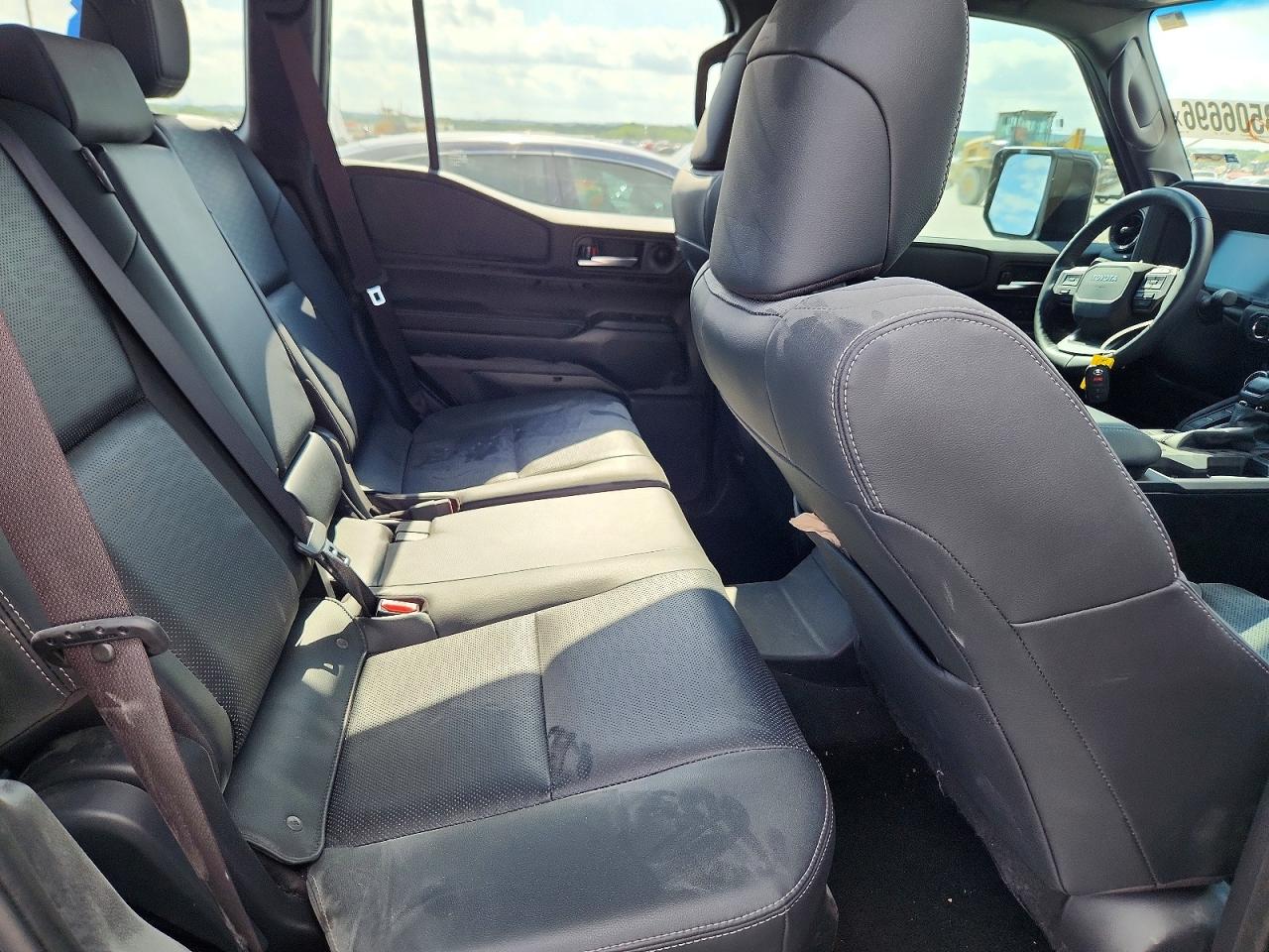2025 TOYOTA LAND CRUISER BASE photo 21