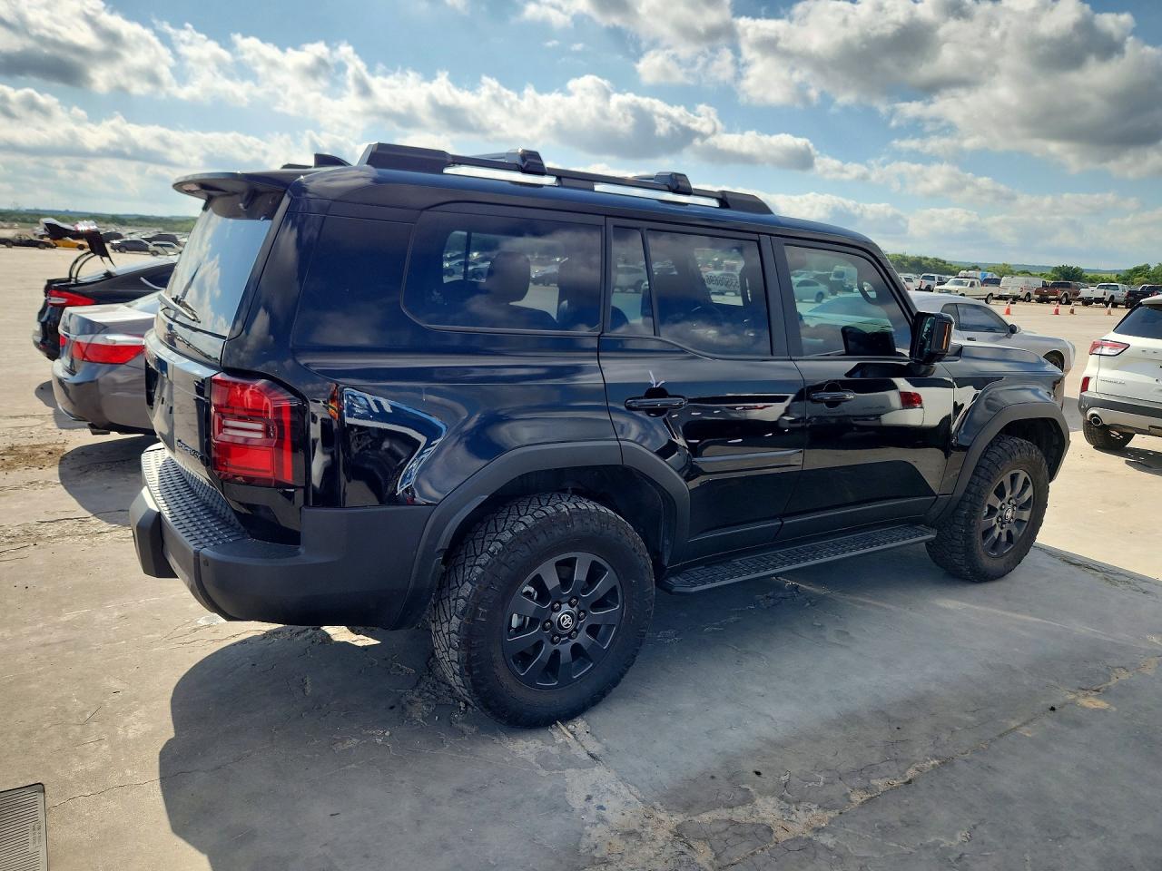 2025 TOYOTA LAND CRUISER BASE photo 5