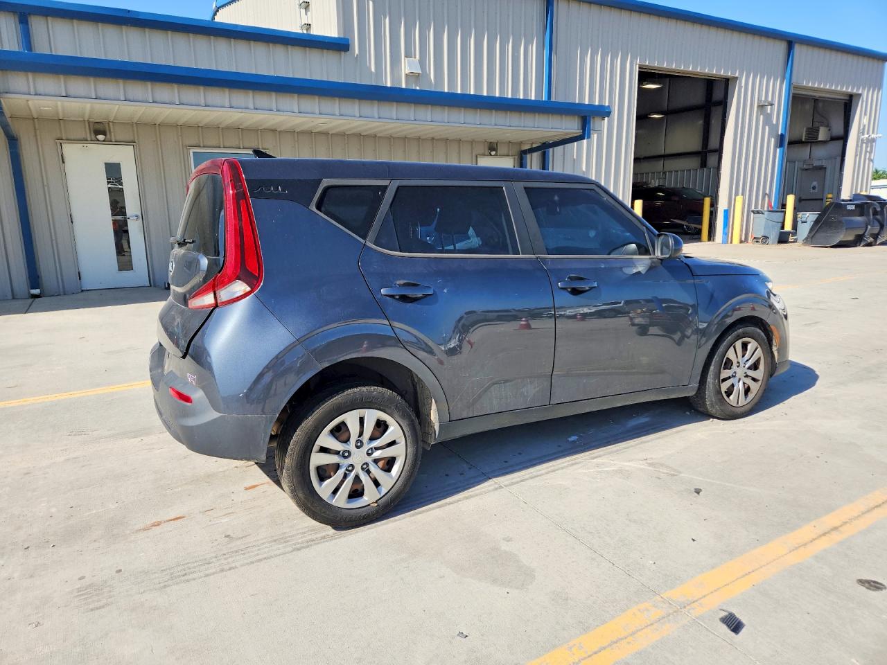 2020 KIA SOUL LX photo 5