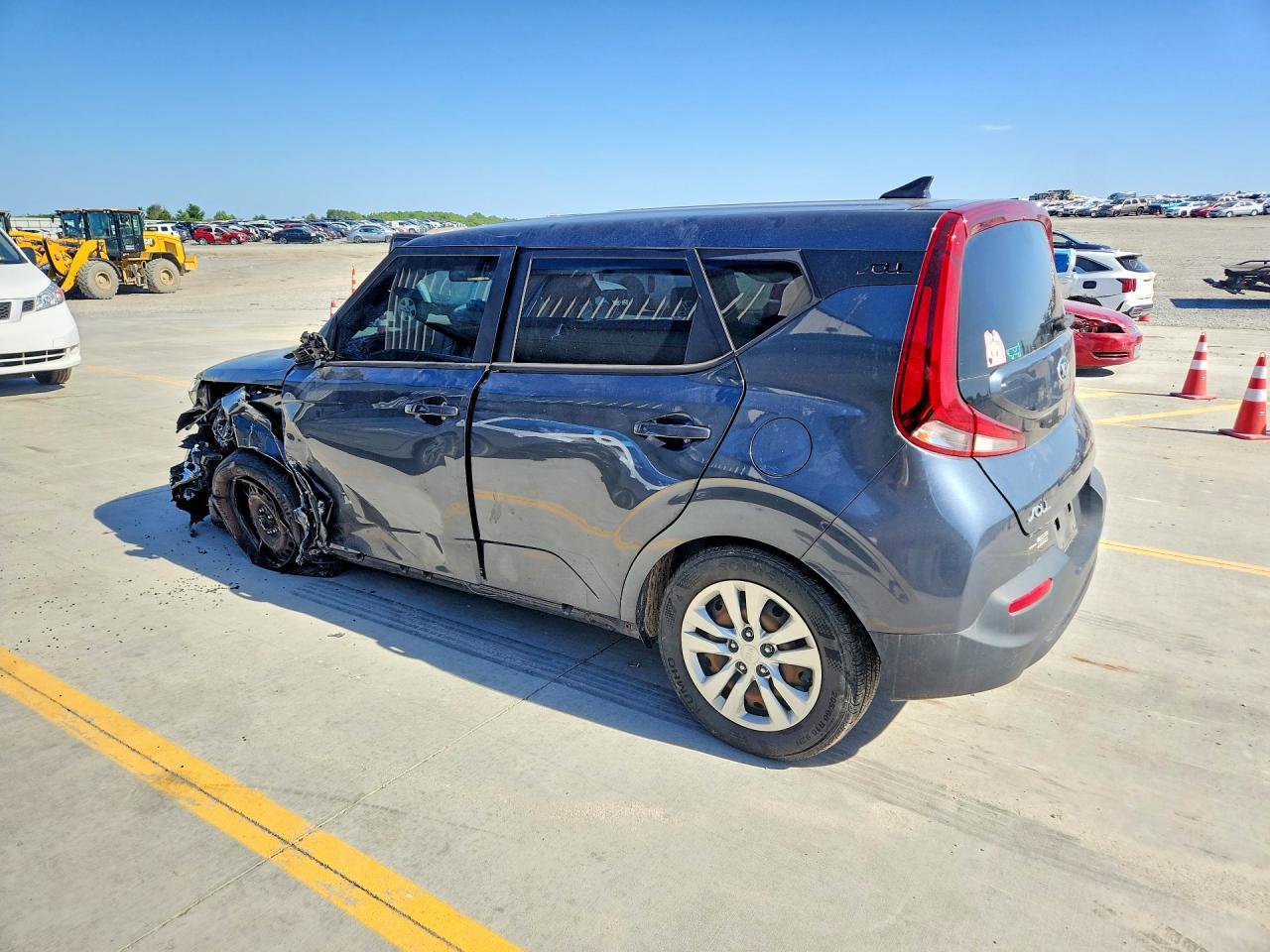 2020 KIA SOUL LX photo 3