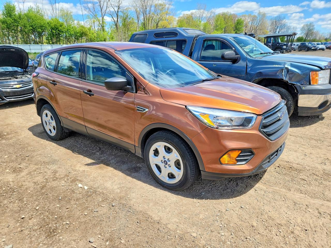 2017 FORD ESCAPE S photo 7