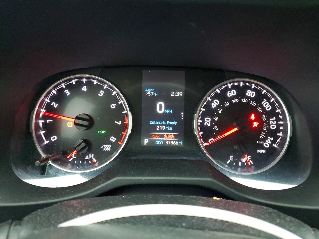 2022 TOYOTA RAV4 XLE photo 9