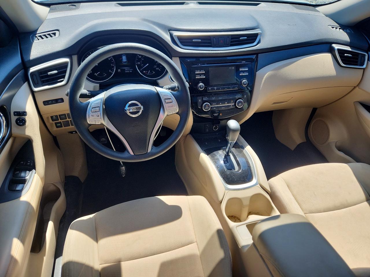 2016 NISSAN ROGUE SV photo 8