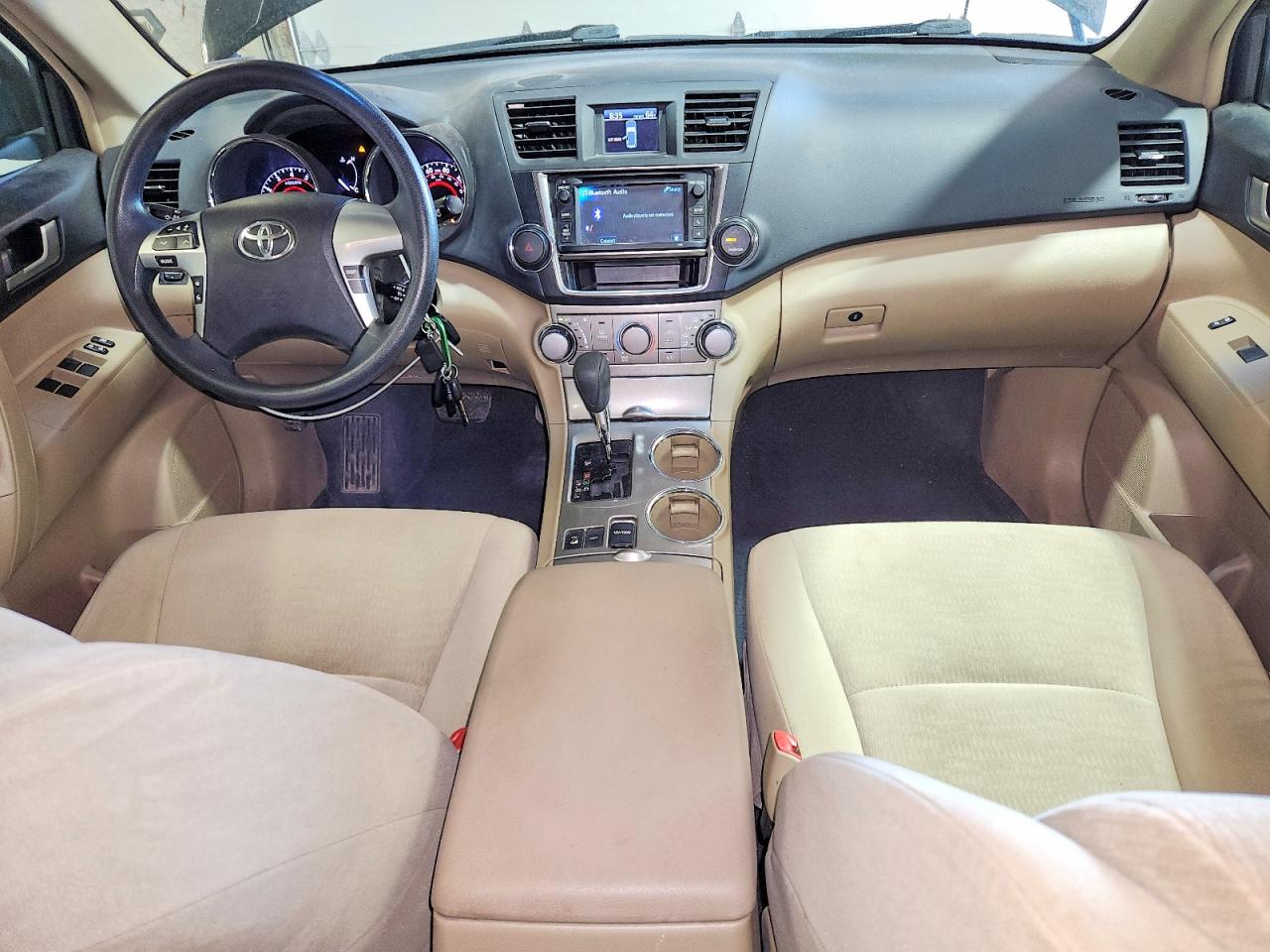 2013 TOYOTA HIGHLANDER PLUS photo 22