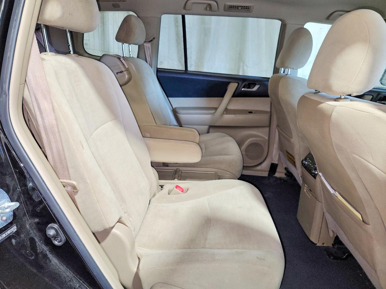 2013 TOYOTA HIGHLANDER PLUS photo 31