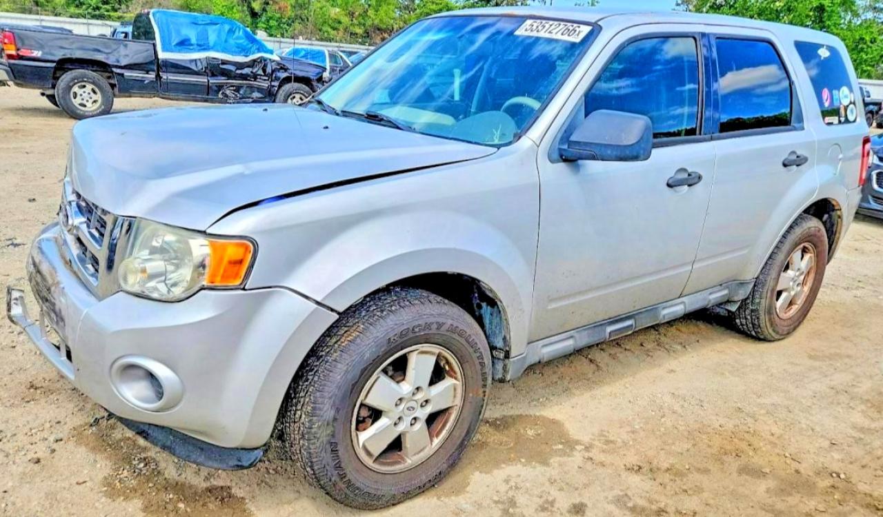 2010 FORD ESCAPE