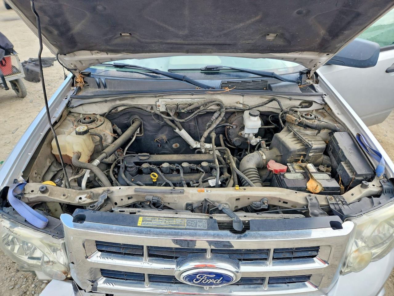 2010 FORD ESCAPE XLS photo 23