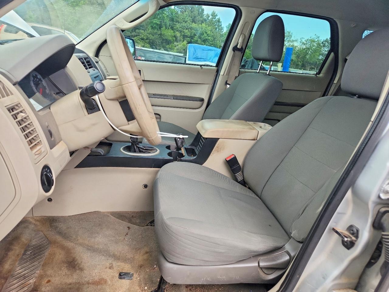 2010 FORD ESCAPE XLS photo 13