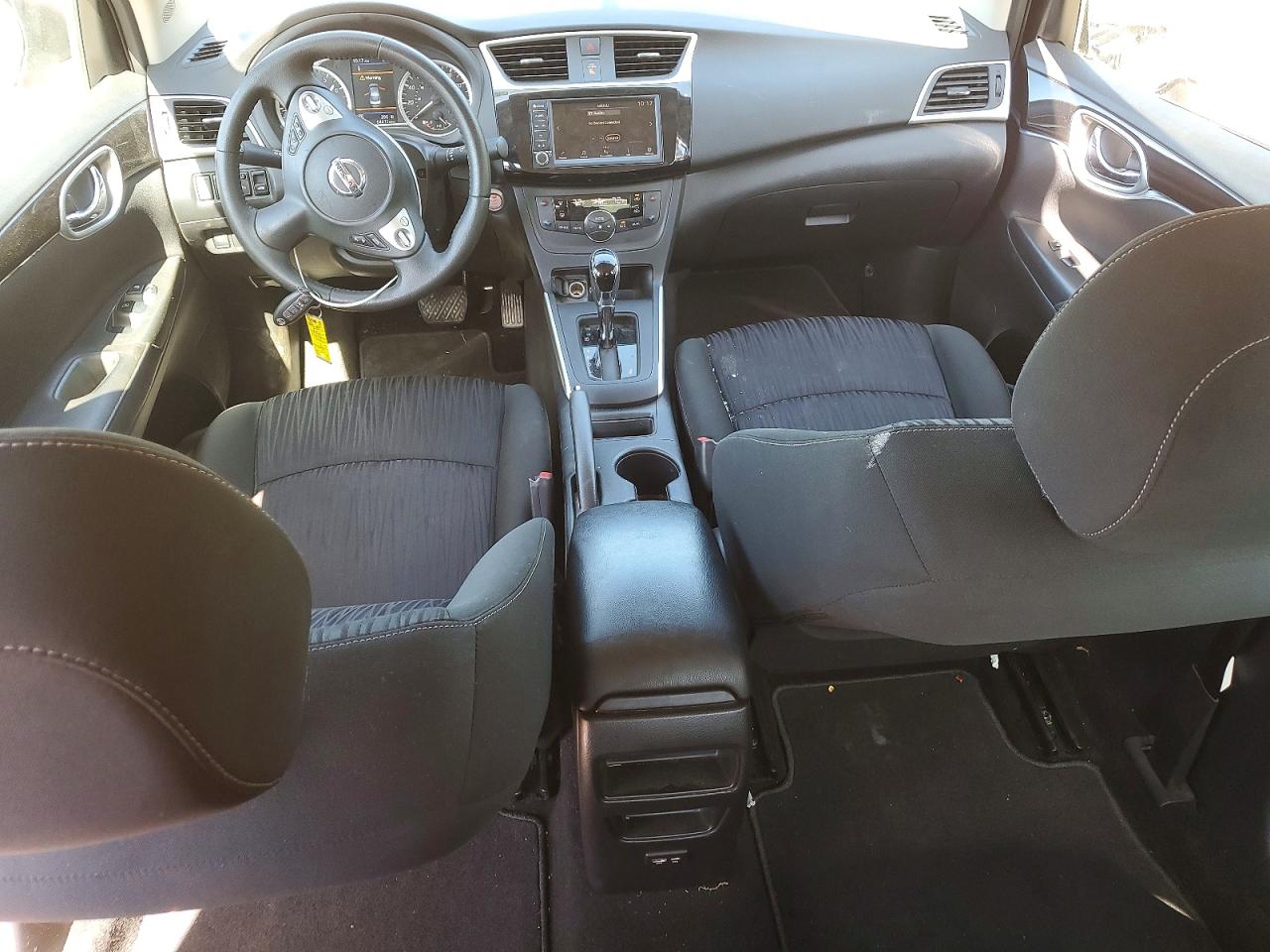 2019 NISSAN SENTRA SV photo 22