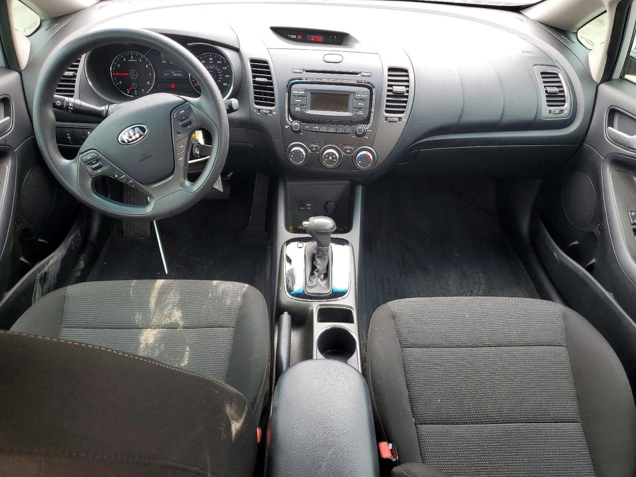 2017 KIA FORTE LX photo 15