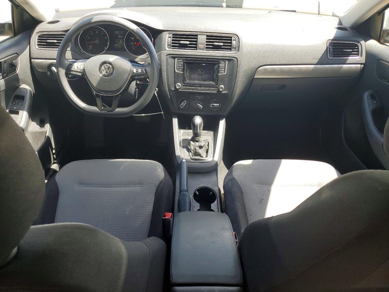2017 VOLKSWAGEN JETTA S photo 8