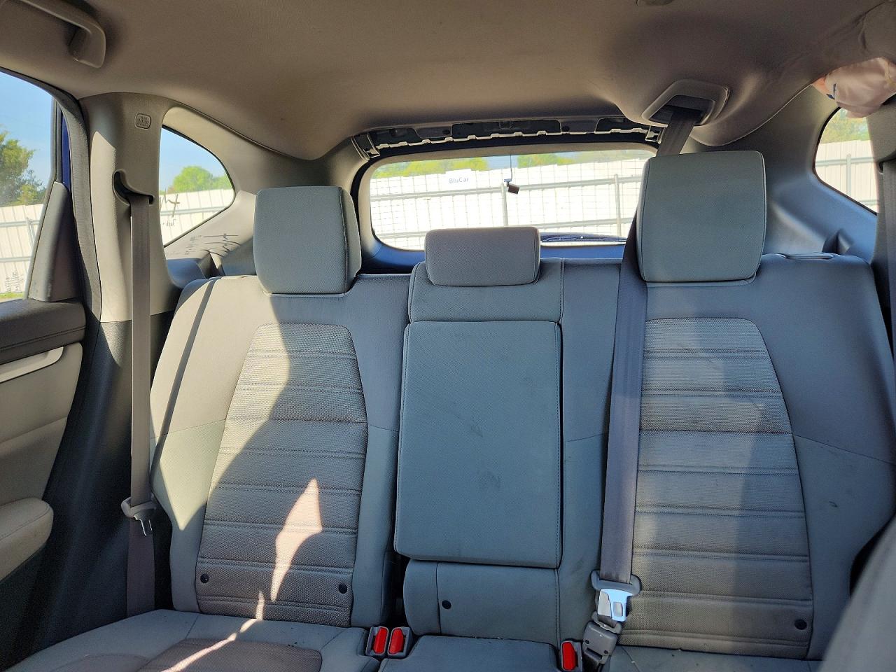 2017 HONDA CR-V LX photo 19