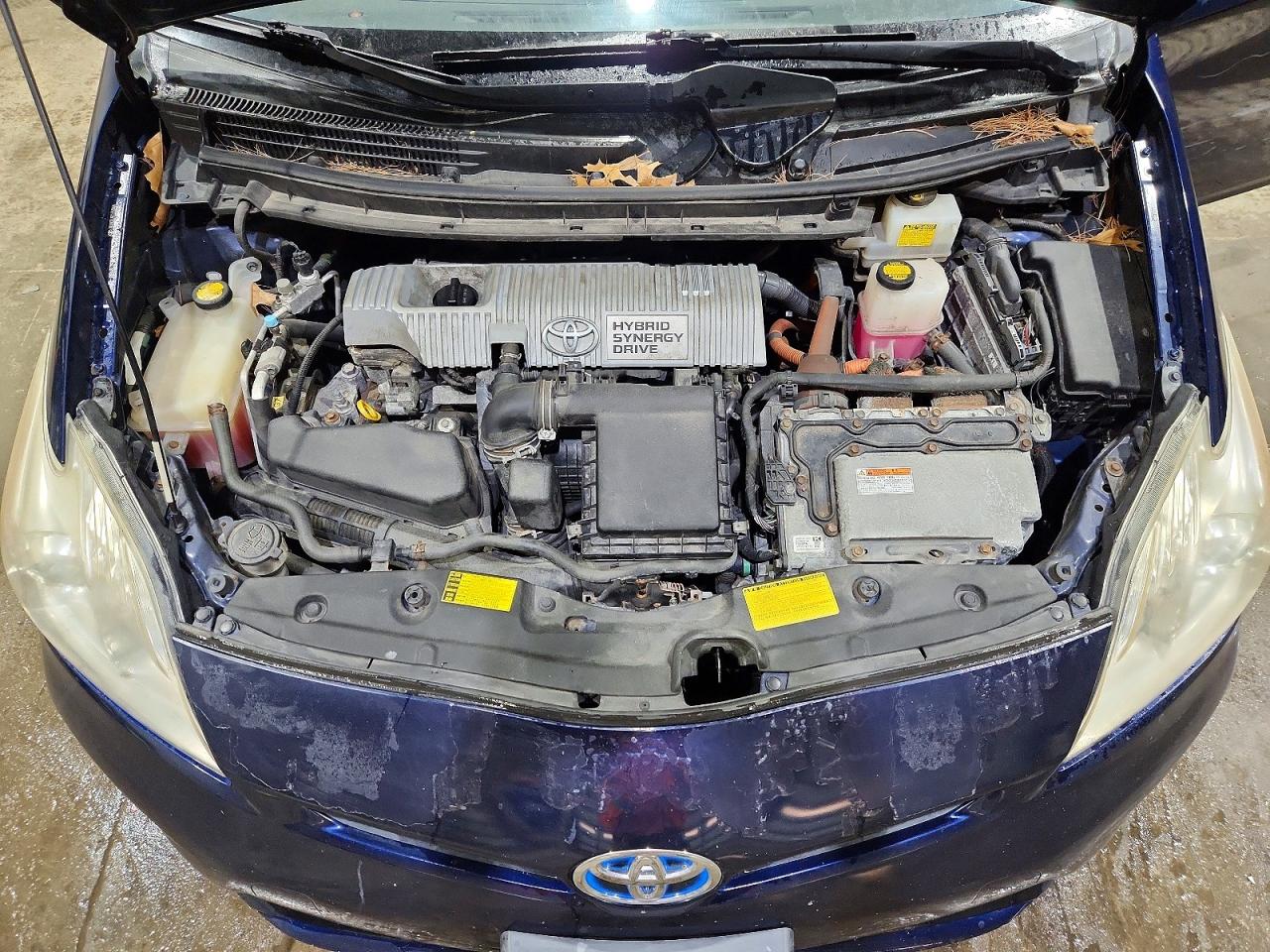 2012 TOYOTA PRIUS TWO photo 11