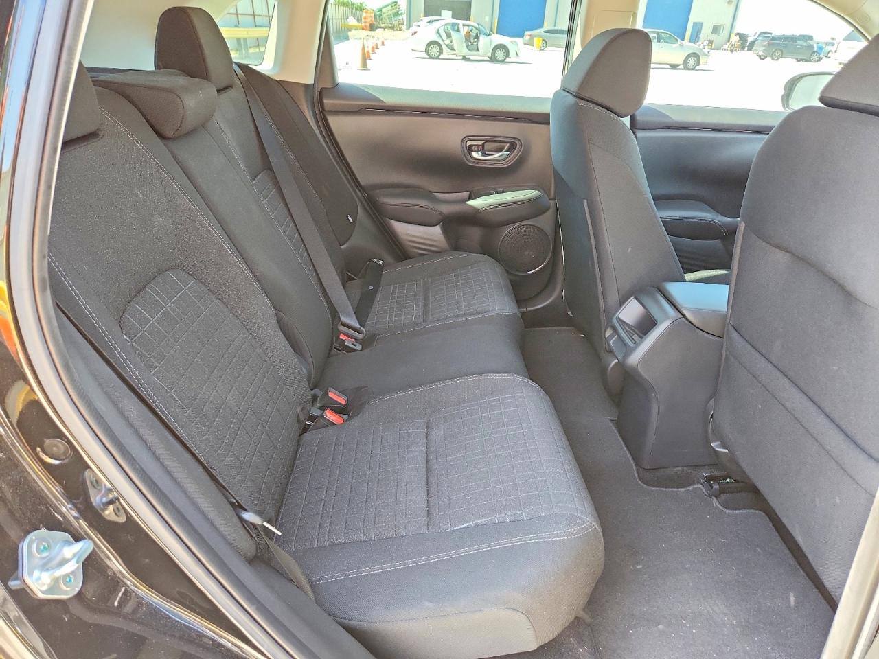 2024 HONDA HR-V LX photo 10