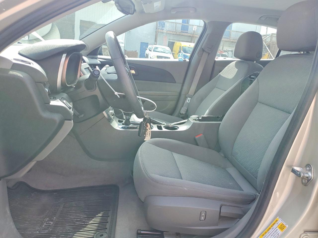 2014 CHEVROLET MALIBU photo 13