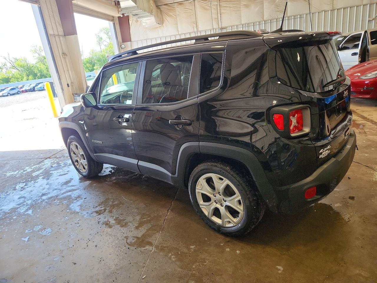 2019 JEEP RENEGADE LIMITED photo 3