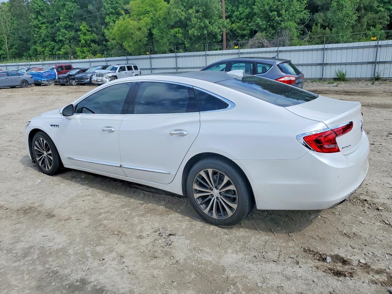 2017 BUICK LACROSSE ESSENCE photo 2