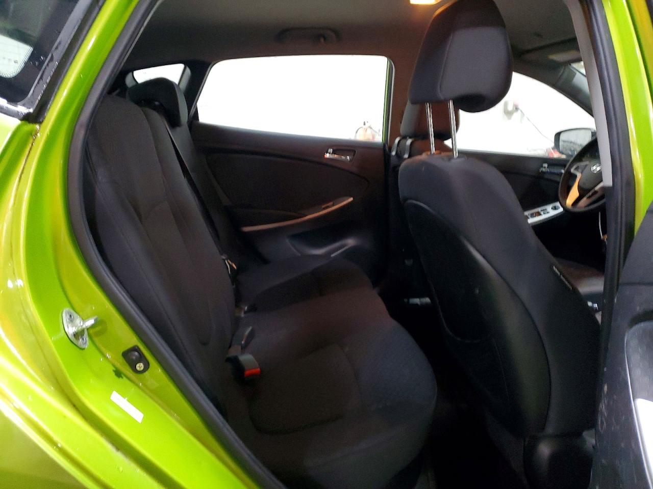 2012 HYUNDAI ACCENT SE photo 28